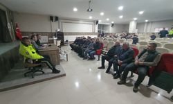 Terme'de servis sürücülerine seminer verildi