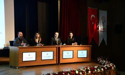 Trabzon'da "Afet Yönetimi Bakış Açısıyla 6 Şubat Depremleri" paneli düzenlendi