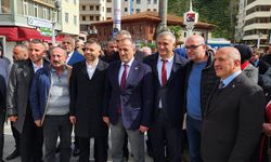 MHP'li Vekilden Çayeli'nde Başkan Çiftçi'ye destek!