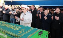 Artvin Valisi Ünsal, Belediye Başkan Yardımcısı Özkan'ın babasının cenaze törenine katıldı