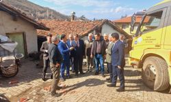 AK Parti Tokat Milletvekili Arslan evi yanan aileyi ziyaret etti