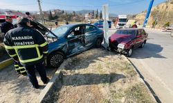 Karabük'te iki otomobilin çarpıştığı kazada 3 kişi yaralandı