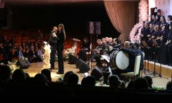 Samsun Adliyesi'nde hakim, savcı ve memur kadınlardan oluşan koro konser verdi
