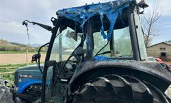 Bolu'da çıkan yangında 2 samanlık ile ahır ve traktör zarar gördü