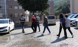 Amasya'da kuyumcuya düşük ayarlı altın veren 2 zanlı gözaltına alındı