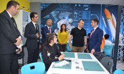 MEB Yenilik ve Eğitim Teknolojileri Genel Müdürü Canlı Rize'de ziyaretlerde bulundu