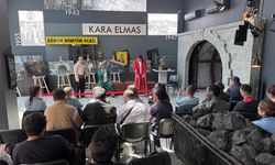 Zonguldak'ta engelli tiyatro topluluğu "Müzeler Günü"ne özel sahne aldı