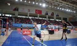 9-11 Yaş Altı Badminton Türkiye Şampiyonası Çorum'da başladı