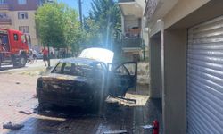 Bolu'da tamir edildiği sırada yangın çıkan otomobil kullanılamaz hale geldi