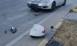 Karabük'te otomobille çarpışan motosikletteki 2 kişi yaralandı