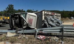 Kastamonu'da devrilen kamyonun şoförü öldü, yanındaki kişi yaralandı