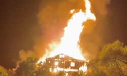 Kastamonu'da çıkan yangında 2 ev zarar gördü