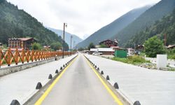 Uzungöl yolu asfaltlandı, yön tabelaları yenilendi