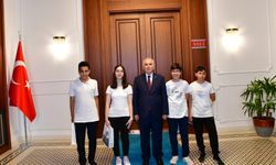 2024 LGS Türkiye Birincilerinden Trabzon Valisi Aziz Yıldırım’a Ziyaret