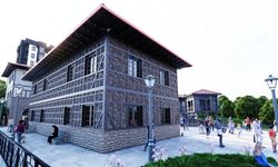 Rize Belediyesi Kültür Sokağı Projesinde inşa çalışmaları devam ediyor