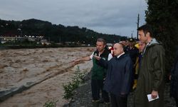 Artvin'de heyelan ve taşkınlar nedeniyle 32 köy yolu kapandı