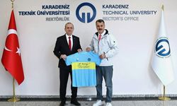 Necmiatispor Başkanı Hakan USTA'dan Rektör Prof. Dr. Hamdullah ÇUVALCI’ya Anlamlı Hediye