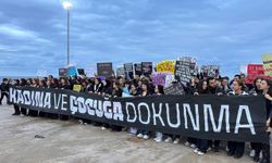 Samsun'da üniversite öğrencileri kadın cinayetlerini protesto etti