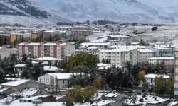 Beklenmedik Misafir: Kar! Erzurum, Karabük ve Rize'de Hayat Durdu