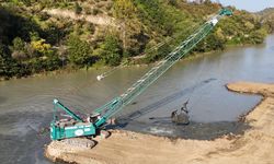 Trabzon’un Sera Gölü’nde Dragline İş Makineleri ile Temizlik Çalışması Başlatıldı