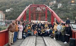 Borçka Demir Elma Festivali Coşkuyla Başladı!