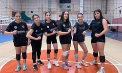 Hopa'da Gençlere Sporla Güçlü Bir Gelecek: Voleybol Kursu Devam Ediyor