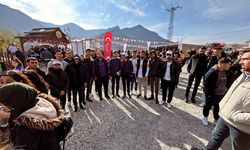 Artvin'de Öğrenciler ve Protokol Üyeleri Fidan Dikerek Doğa Sevgisini Pekiştirdi