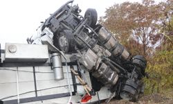 Amasya'da meydana gelen trafik kazasında araçlarda hasar oluştu