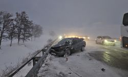 Çorum'daki zincirleme trafik kazasında 1 kişi öldü