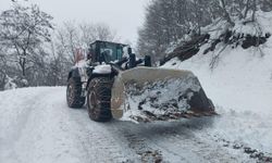 Tokat'ta kar nedeniyle yaylalarda mahsur kalan 6 kişi kurtarıldı