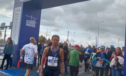 Trabzonlu Sporcu Emrah Öztürk, Türkiye İş Bankası 46. Maratonu'nda Şampiyon Oldu