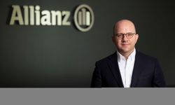 Allianz Türkiye'ye "İş Dünyasının En Beğenilen Şirketleri" araştırmasında en beğenilen sigorta şirketi ödülü