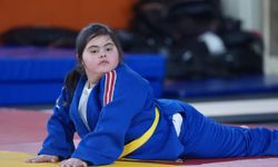 Down sendromlu Melisa judoyla hayatına artı değer kattı