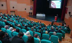 Erbaa'da "Mutluluğa Kurşun Sıkma" konferansı yapıldı