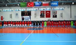 Erzurum Valisi Mustafa Çiftçi, Türkiye Futsal Milli Takımının Polonya Maçını İzledi