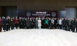 Emine Erdoğan ve Mahinur Özdemir Göktaş, Altın Çağ Tiyatro Oyununun Galasına Katıldı