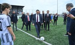 Başkan Genç, Gençlig Futbol Turnuvası’nın Startını Verdi