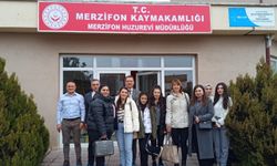 Merzifon'da kuaförler huzurevi sakinlerine bakım yaptı