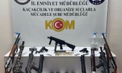 Samsun'da eğlence mekanında silah, mühimmat ve uyuşturucu ele geçirildi