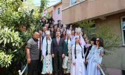 Vali Ergün, Gürcistanlı Çocuklarla 23 Nisan'da Buluştu: Dostluk ve Kardeşlik Ruhunu Güçlendirdi!