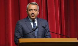 Rize’de “Gençliğin Anlam Arayışı” Konferansı Gerçekleştirildi