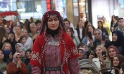 "Rize'nin Asırlık Gelinlikleri" defilesi düzenlendi
