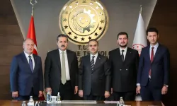 Arhavi Belediye Başkanı’ndan Ankara’da İlçe Adına Önemli Temaslar