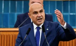 Turhan Çömez Evli Mi? Aslen Nereli, Hangi Partili, Kimdir, Kaç Yaşında, Mesleği?