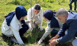Bir Nefes Sevgi, Bir Fidan Umut: Anneler Günü'nde Anlamlı Bir Buluşma