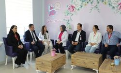 Trabzon İl Sağlık Müdürü Dr. Hakan Usta’dan Ebeler Günü Ziyareti