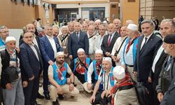 Trabzon’dan İlk Hac Kafilesi Manevi Coşkuyla Uğurlandı
