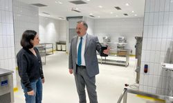 Trabzon İl Müdürü İsa Kaplan, Çikolata Üretim Hattı İşletmesini Ziyaret Etti