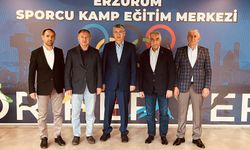 Eski Vali Celalettin Güvenç, Erzurum’daki Genç Sporcularla Motivasyon Buluşması Gerçekleştirdi