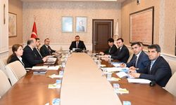 Erzurum’da Vakıf Performansları Valilik Toplantısında Değerlendirildi